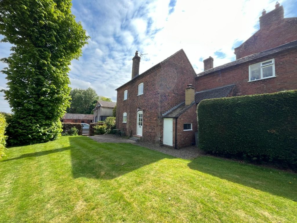 The Lodge, Brockton Manor