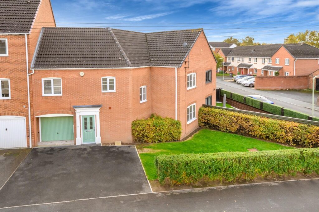 Rothwell Close, St. Georges, Telford