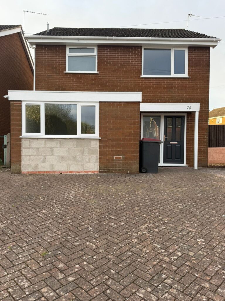 Vineyard Road, Newport