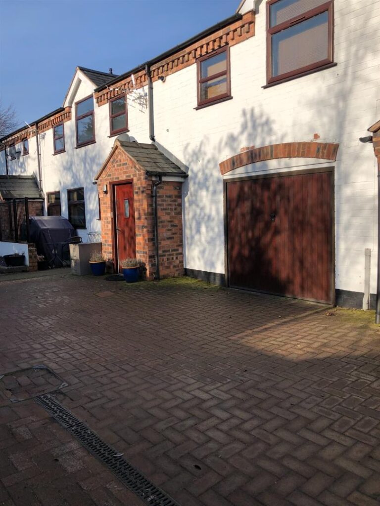 The Maltings, Springfields
